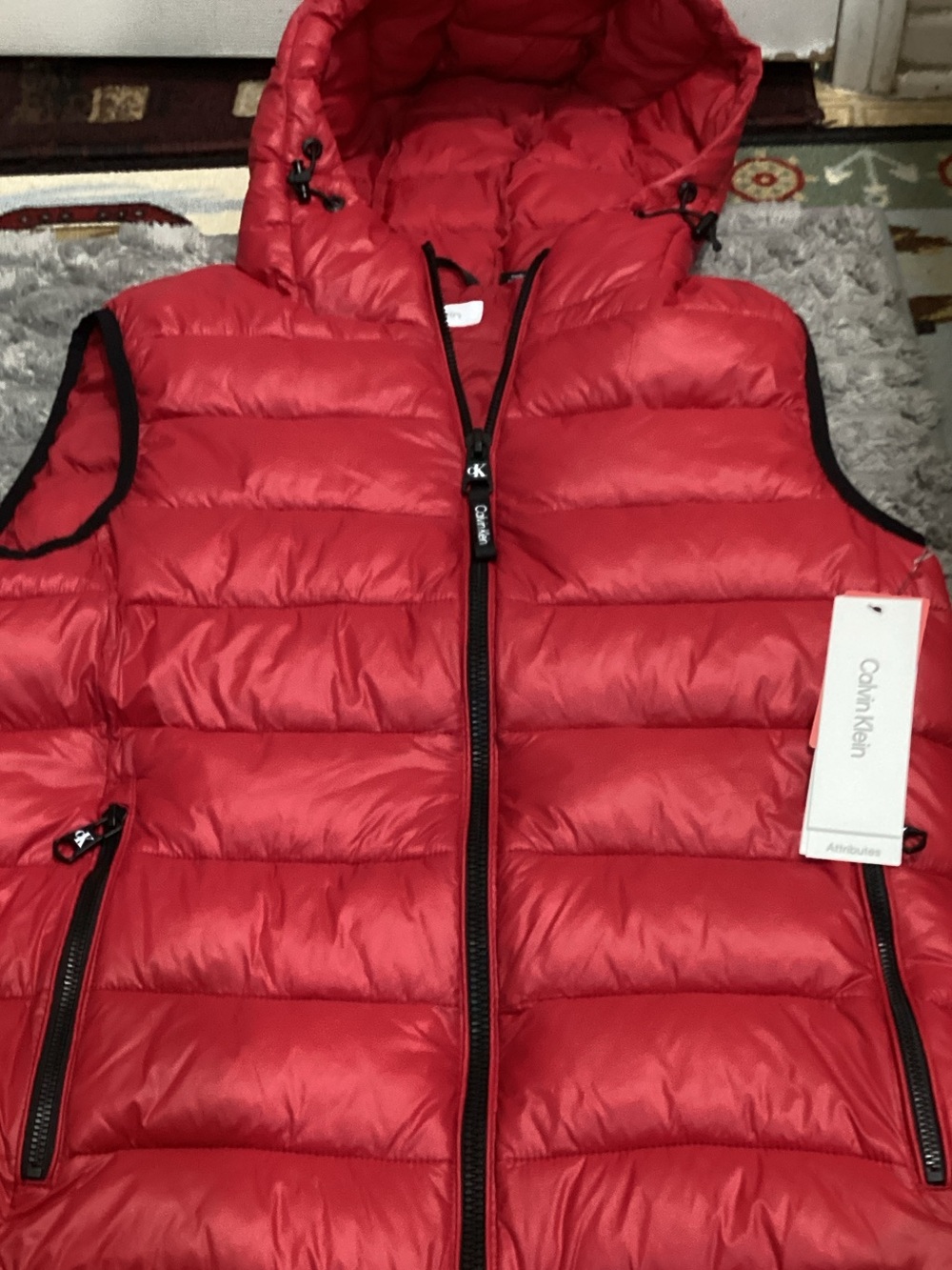 New With Tags Calvin Klein Sorona Aura Puffer Jacket Men’s Size Small.